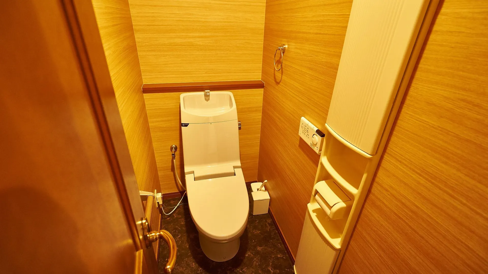 Guesthouse Nijo Fukuro-Tei Kyoto 0*,