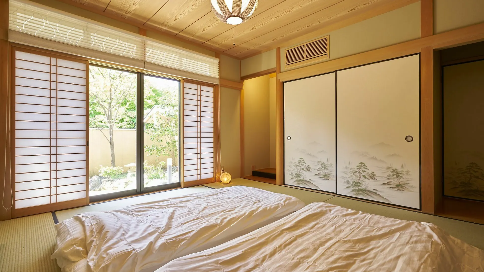 Guesthouse Nijo Fukuro-Tei Kyoto 0*,  Japan