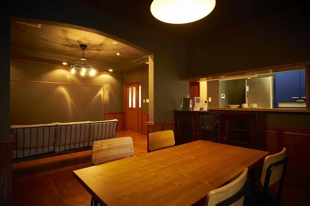 Guesthouse Nijo Fukuro-Tei Kyoto Japan